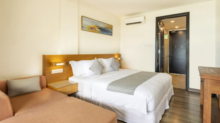 Deluxe Room Deluxe 02